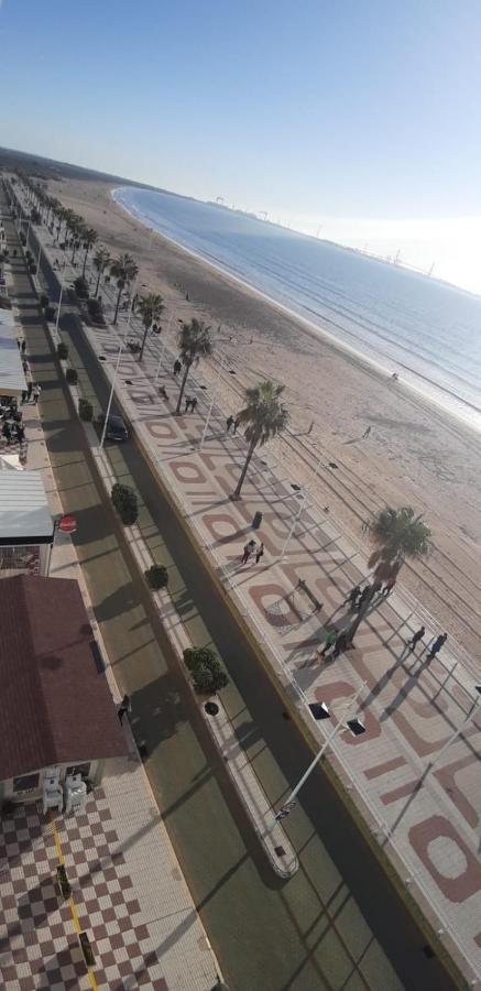 Primera Linea De Playa En Valdelagrana El Puerto de Santa María Εξωτερικό φωτογραφία